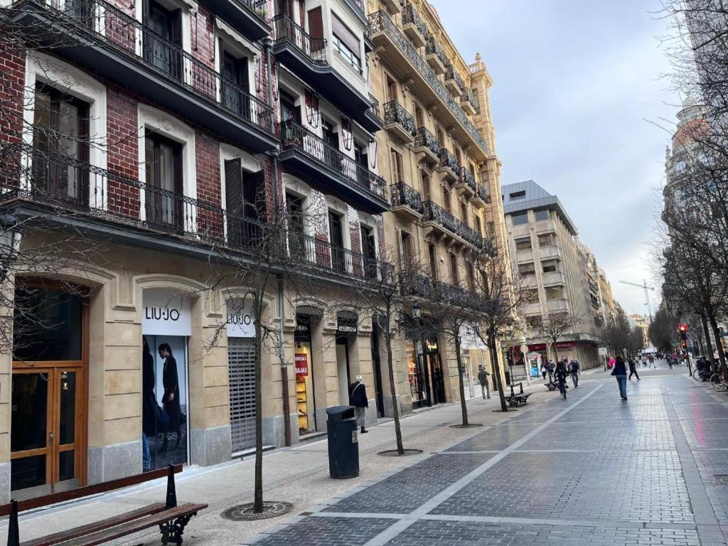 Apartamento Mentura Centro De San Sebastian Parking Free Exterior foto